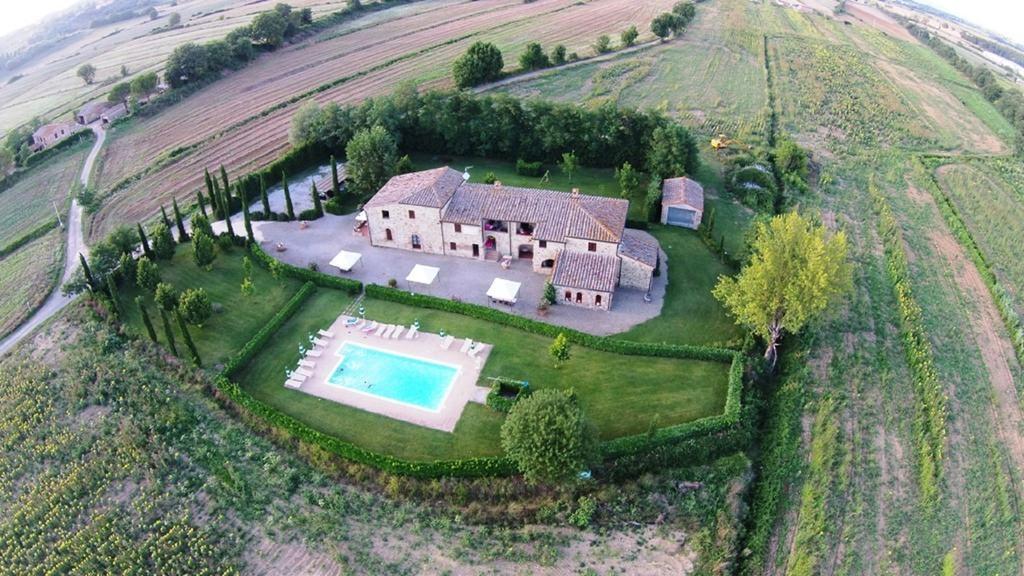 Agriturismo La Peschiera Casole d'Elsa Exterior photo